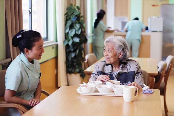 https://img2.chinadaily.com.cn/images/201810/17/5bc6c92fa310eff369014975.jpeg