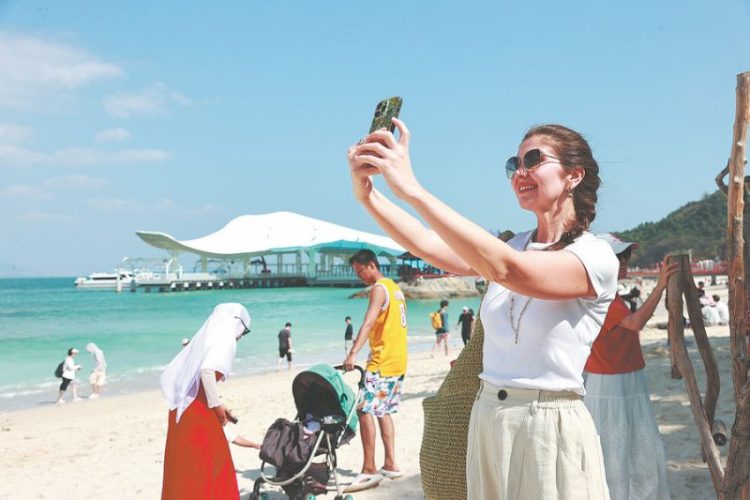 https://img2.chinadaily.com.cn/images/202605/20/6a0ce00da310d68600fdc963.jpeg