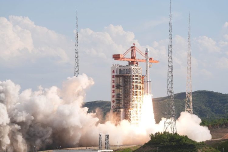 China launches new satellite group for commercial constellation -  Chinadaily.com.cn
