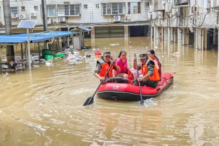 Shanghai closes over 50 key scenic sites over Typhoon Bavi | News.az