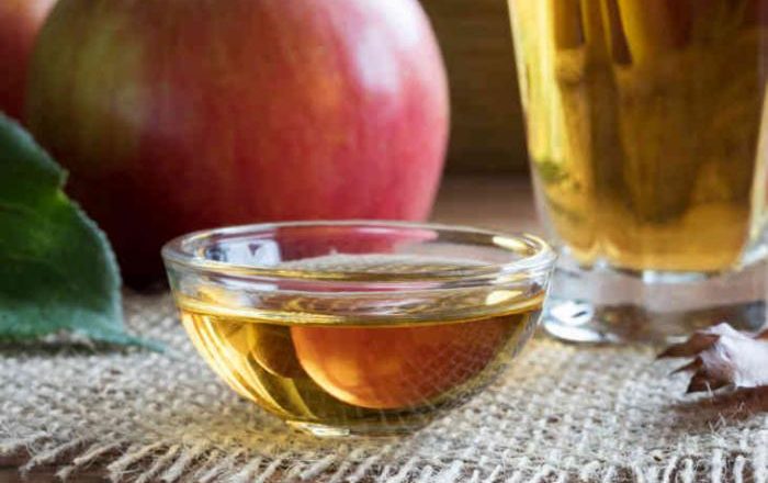 Use of apple cider vinegar in beauty treatment