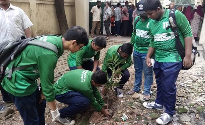 Together for Environment : Students step forward for a cleaner city