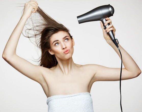 Hair damage in hair dryer? Know the tips of hair dryer