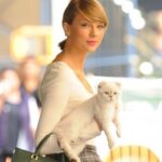 taylor swift with cat