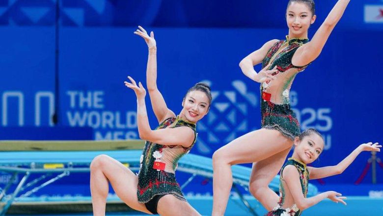 ছেংতু আসরে অ্যাক্রোবেটিক্সে সোনাজয় চীনা নারীদলের