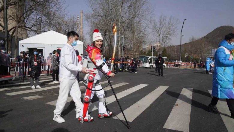 চীনে প্রতিবন্ধীদের জীবন বদলে দিচ্ছে প্রযুক্তি