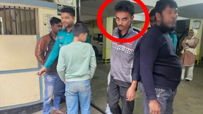 রাজধানীতে শিশুকে গাড়ি চাপা দিল লাইসেন্সবিহীন চালক