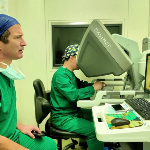 অগ্ন্যাশয়ের অস্ত্রোপচারে চীনা রোবট, অভিজ্ঞতা বিনিময় চীন-ফ্রান্সের