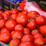 চীনে মরুর লবণাক্ত জমিতে ফলছে অর্থকরী ফল