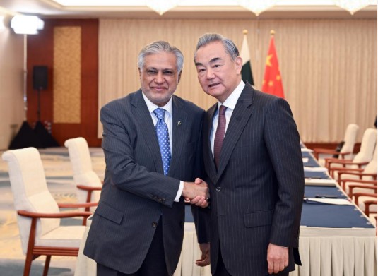 ওয়াং ই’র আমন্ত্রণে চীনে আসছেন পাকিস্তানের পররাষ্ট্রমন্ত্রী