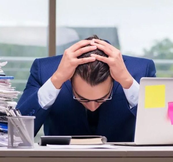 সপ্তাহে কত ঘণ্টার বেশি কাজ করা উচিত নয়, জেনে নিন