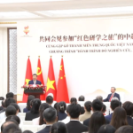 চীন ও ভিয়েতনামের যুবকদের সঙ্গে সাক্ষাৎ করেছেন সি চিন পিং ও তো লাম