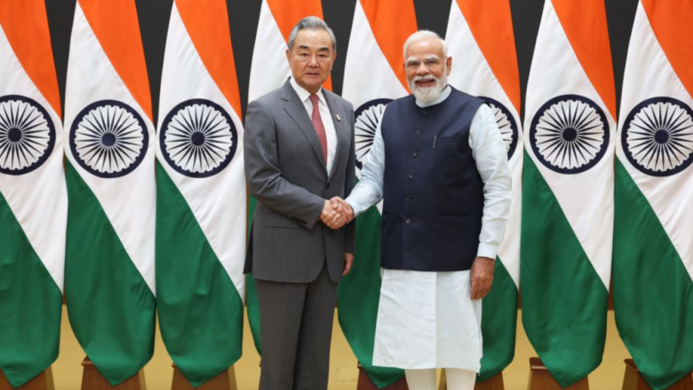 ভারতের প্রধানমন্ত্রী মোদির সঙ্গে বৈঠক চীনের শীর্ষ কূটনীতিক ওয়াং ই’র