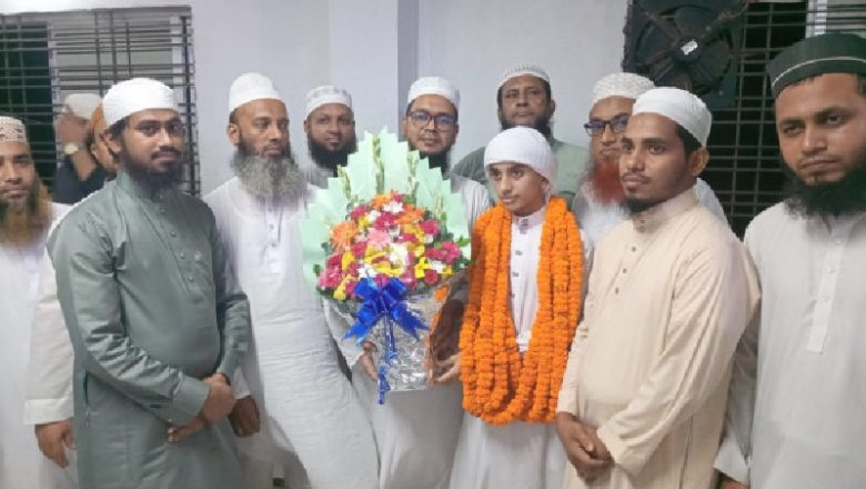 মাত্র ৭৩ দিনে কোরআনের হাফেজ হয়ে বিস্ময় সৃষ্টি করল ১৩ বছরের মুসাইব