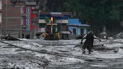 নেপালে বন্যা: মৃত অবস্থায় পাওয়া ব্যক্তি সংরক্ষণে হিমশিম খাচ্ছে হাসপাতালগুলো