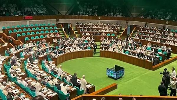 ই-টেন্ডার প্রক্রিয়া সহজীকরণে কেন দেরি, সংসদে প্রশ্ন তুললেন মোশারফ হোসেন