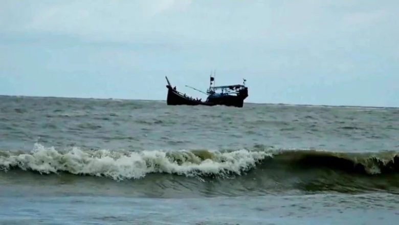 প্রেক্ষাপট: বঙ্গোপসাগরে ট্রলারডুবি: ৮ জেলে উদ্ধার, নিখোঁজ ৫