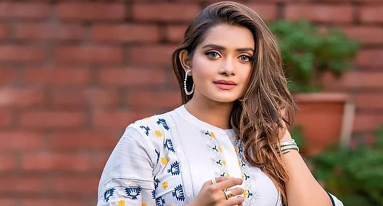 আত্মসমর্পণের পর জামিন পেলেন অভিনেত্রী তানজিন তিশা