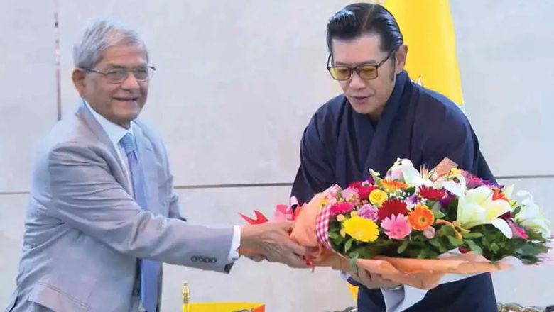 ঢাকায় ভুটানের রাজার যাত্রাবিরতি, রাষ্ট্রপতির সঙ্গে সৌজন্য সাক্ষাৎ