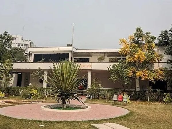 মাত্র ২০০ টাকায় আবাসন সুবিধা, তবুও কেন ফাঁকা থাকছে ওয়েজ আর্নার্স সেন্টার?