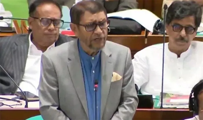 দেশে চিকিৎসক ঘাটতি প্রায় ৫৯ হাজার, সংসদে জানালেন স্বাস্থ্যমন্ত্রী