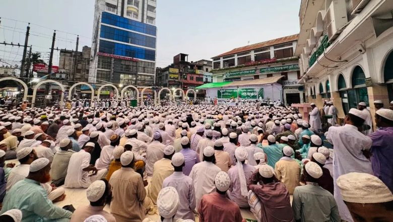 কিশোরগঞ্জে কাদিয়ানিদের রাষ্ট্রীয়ভাবে অমুসলিম ঘোষণার দাবিতে সম্মেলন